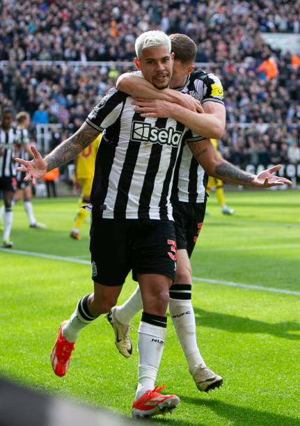 阿尔瓦雷斯 阿尔瓦雷斯