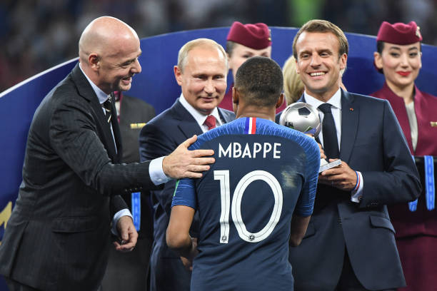 闻名于英超 闻名于英超