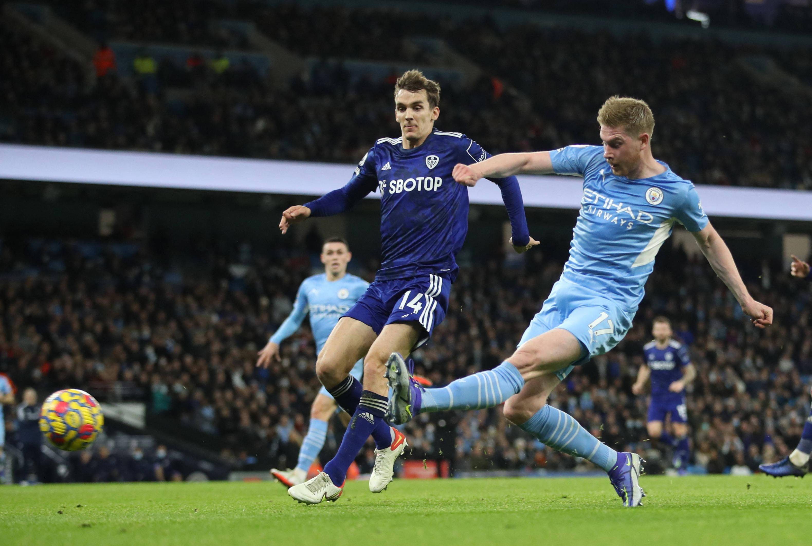 年不及梅奔 年不及梅奔